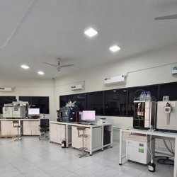 PNAC Awards Accreditation Certificate to NRL-DPP at University of Karachi