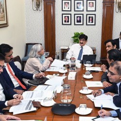 CM orders fast-track completion of 16 flagship health projects across Sindh
