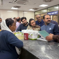 Metropolitan Commissioner Karachi Abrar Jaffer Visits Abbasi Shaheed Hospital, Reviews Facilities