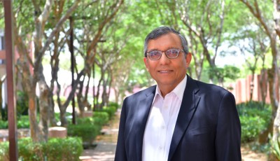 AKU’s Dr Zulfiqar Receives 2025 Virchow Prize for Contributions to Global Maternal and Child Health