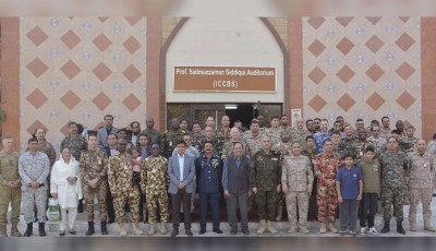 International Military Delegation Visits ICCBS, Karachi University