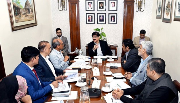 Sindh CM Orders Strict Action Over HIV Outbreak at Valika Hospital