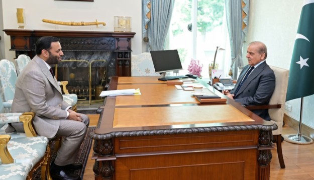 Health Minister Syed Mustafa Kamal Calls on Prime Minister Shehbaz Sharif