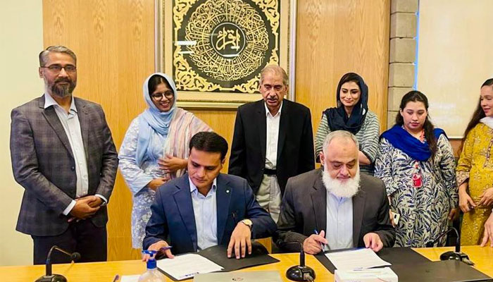 Iqra university north campus and HWSK sign MoU for academic and health collaboration