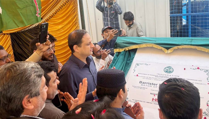 Solar-powered water plant inaugurated in Gadap Town by Mayor Karachi to ensure clean water supply
