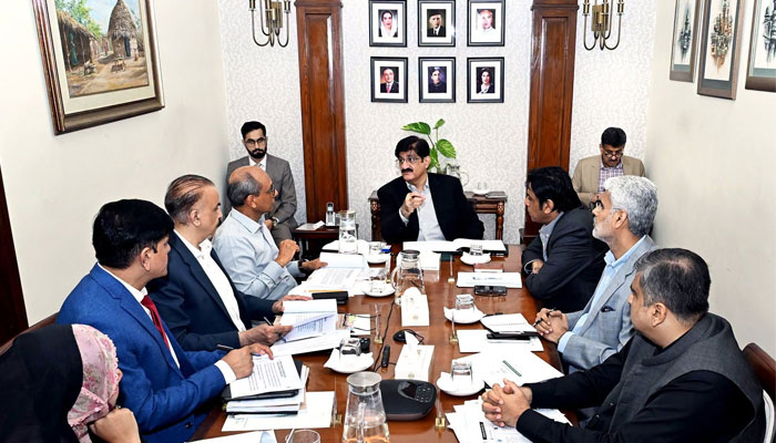 Sindh CM Orders Strict Action Over HIV Outbreak at Valika Hospital