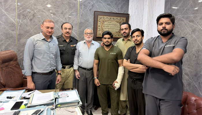 JPMC Administration, Police Agree on FIR and Enhanced Security Following Assault on Doctors