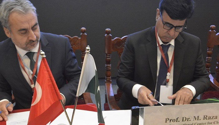 Turkish University Signs MoU with ICCBS–University of Karachi