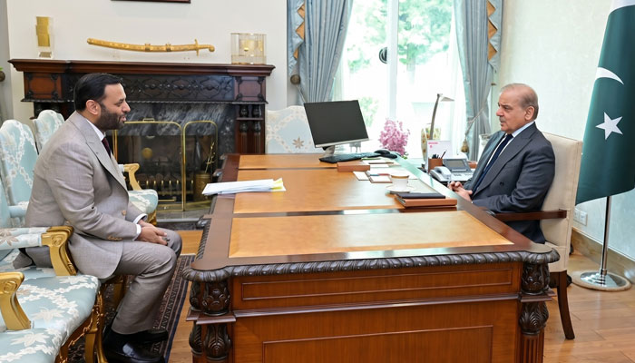 Health Minister Syed Mustafa Kamal Calls on Prime Minister Shehbaz Sharif
