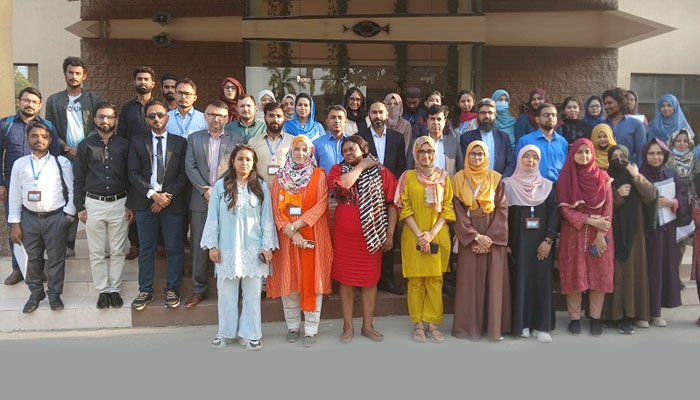 ICCBS hosts hands-on workshop on microbial genomics and nanopore DNA sequencing